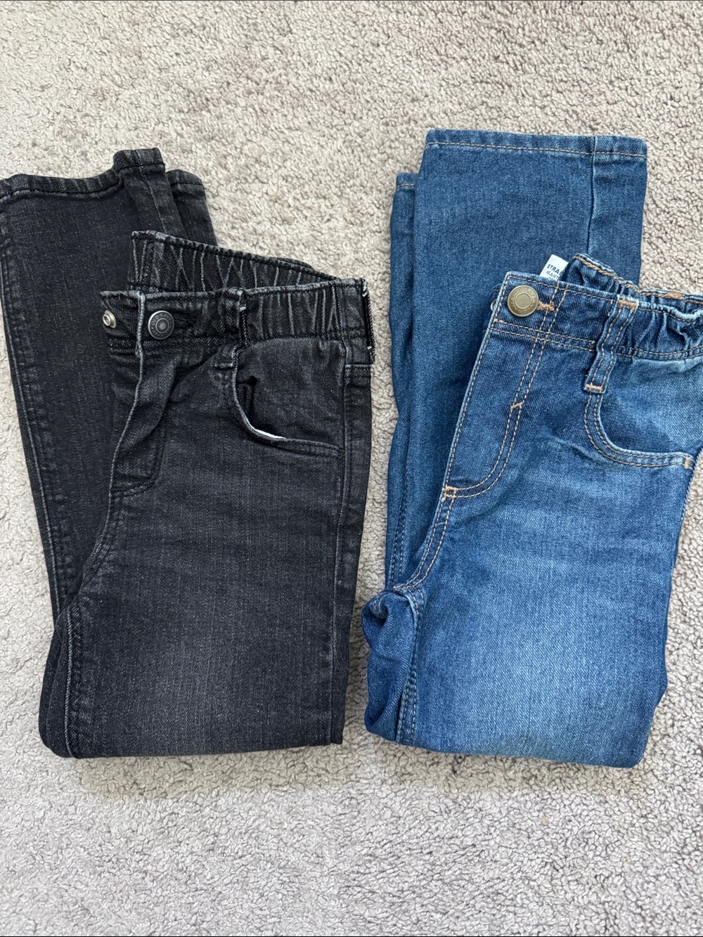 Old Navy Lot of 2 Kids Straight Leg Adjustable Waist Denim Jeans Blue Black 5 5T